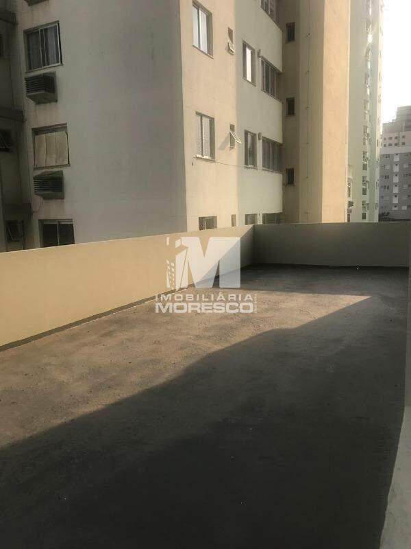 Apartamento à venda no bairro Centro: 